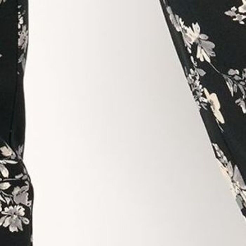 Isaac Mizrahi Live! Women's Pants Sz 10 Tall Straight Leg Printed Black A655473 - Picture 2 of 4